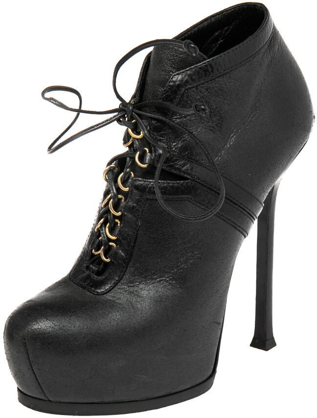 black boot heels with laces
