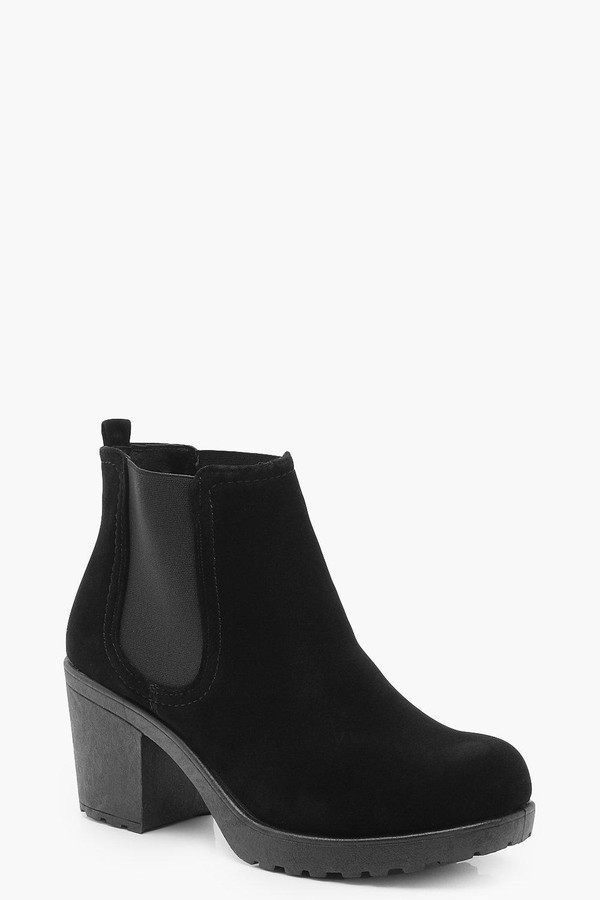 womens wide width chelsea boots