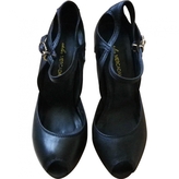 Thumbnail for your product : Atelier Mercadal Black Pumps