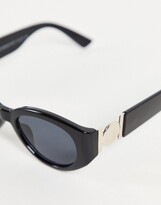 Thumbnail for your product : New Look oval sunglasses with metal detail in black