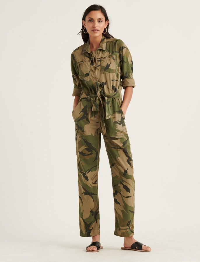 urban outfitters camo jumpsuit