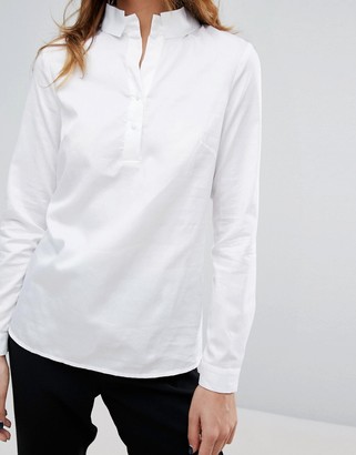 Sisley Blouse With Neck Detail