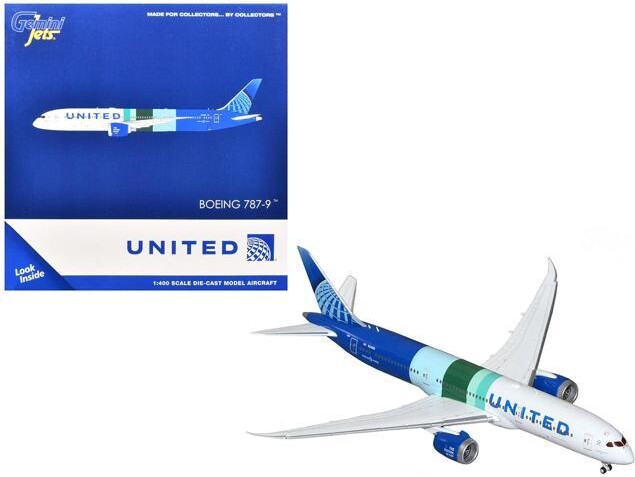 Boeing 787-9 Commercial Aircraft 'United Airlines - The Future is SAF' (N24988) White and Blue 1/400 Diecast Model by GeminiJets