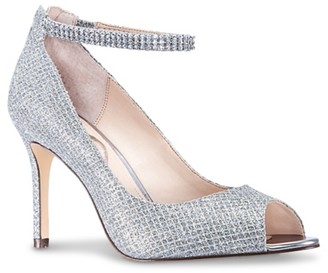 nina silver pumps