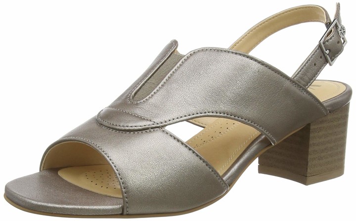 van dal shoes e fitting