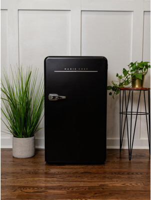 Magic Chef 3.2 cu. ft. Retro Mini Refrigerator without Freezer