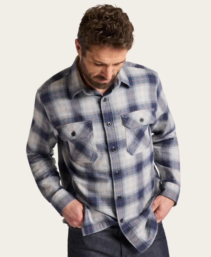 Pendleton Men's Burnside Flannel Spread Collar Shirt - Grey Navy Plaid