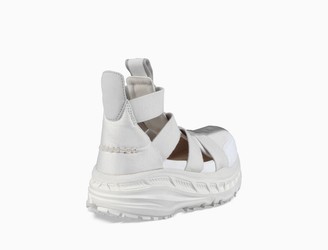 ugg gladiator runner sneaker
