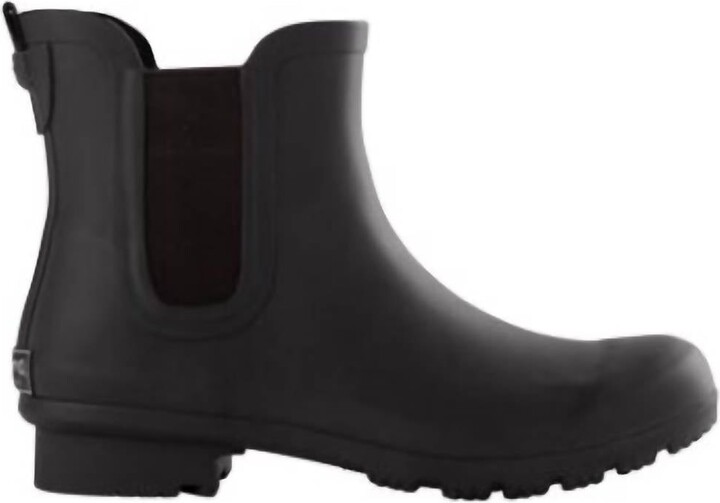 matte black chelsea rain boots