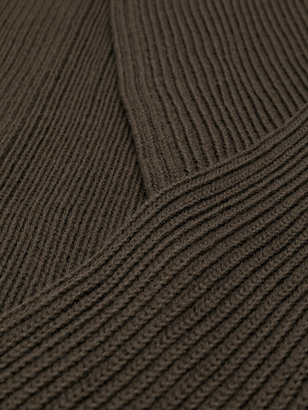S.N.S. Herning ribbed knit scarf
