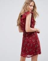 Thumbnail for your product : Yumi Frill Sleeve Dress In Mini Floral Print