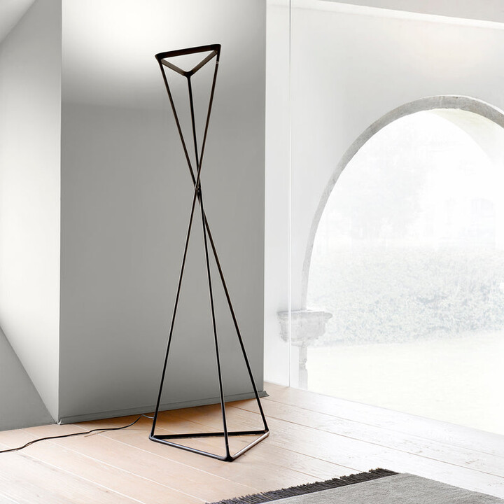 Luceplan Tango Floor Lamp