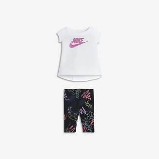 Nike Sportswear Infant/Toddler Girls' Tunic & Capri Set