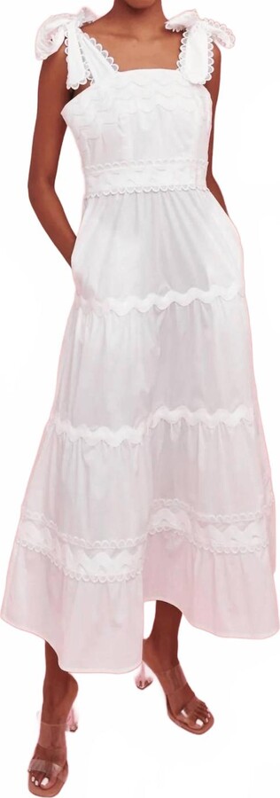 CeliaB Jade Sleeveless Dress In White