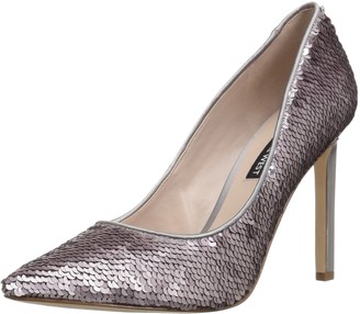 nine west pumps canada