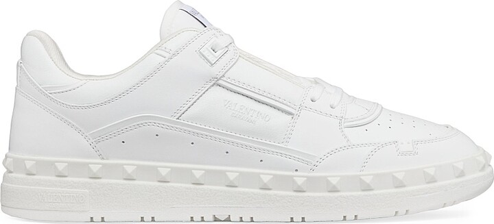 Valentino Garavani Men's Freedots Low Top Sneakers In Calfskin - White - Size 9