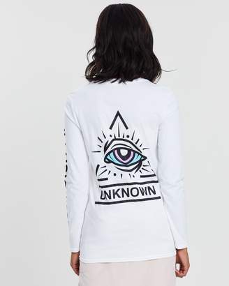 Missguided Unknown Eye Long Sleeve Graphic T-Shirt