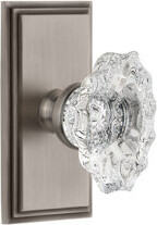Grandeur Carré Plate Privacy with Biarritz Crystal Door Knob