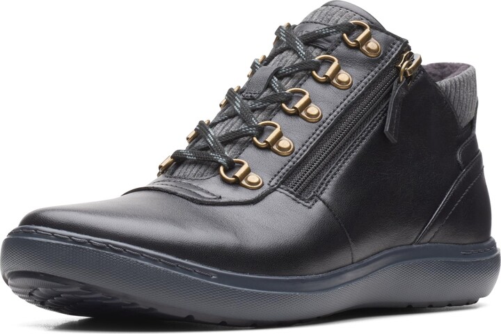 clarks women's hope twirl ankle boot