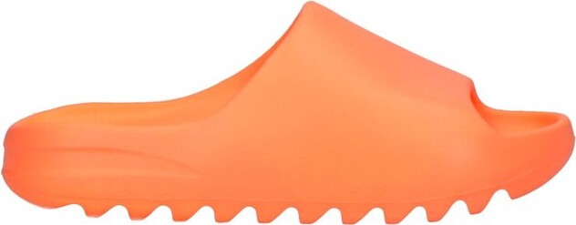adidas Yeezy Slip-On Slides