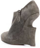 Thumbnail for your product : Alaïa Pre Owned Sculptured Platform Ankle Boots