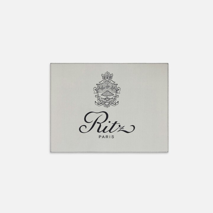 Frame The Ritz Blanket