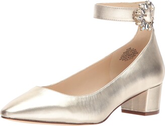 nine west expensive pumps