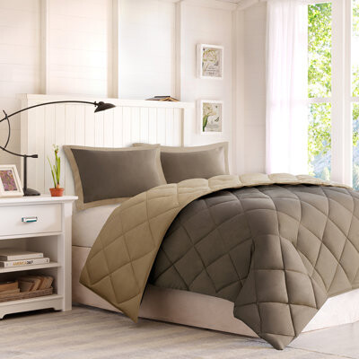 Xylbina M Scotchgard Reversible Queen Down Alternative Comforter Set