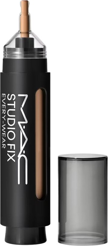 M·A·C Cosmetics Women's 0.4oz NC30 Studio Fix Every-Wear All-Over Face Pen