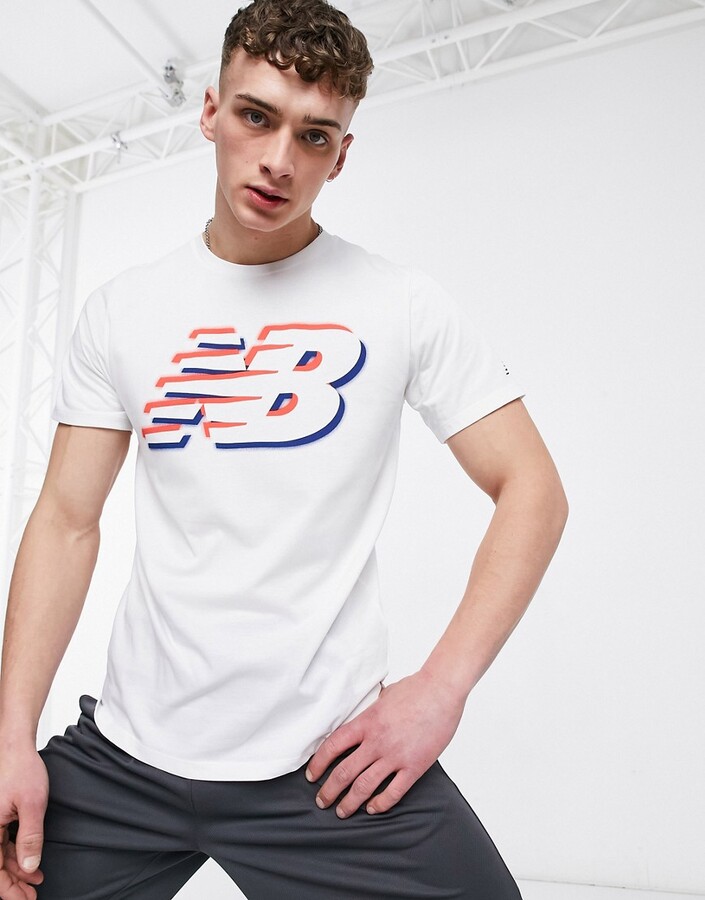 New Balance Training heathertech graphic logo T-shirt in white - ShopStyle
