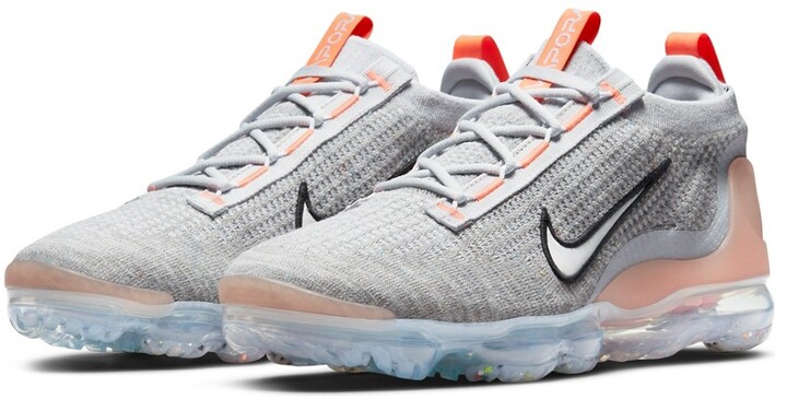 vapormax self lacing