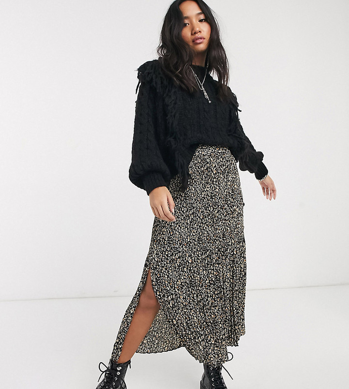 Topshop Petite pleated midi skirt in leopard print - ShopStyle