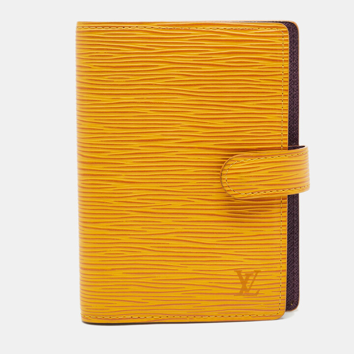 Louis Vuitton Tassil Yellow Epi Leather Small Ring Agenda Cover - ShopStyle  Tech Accessories