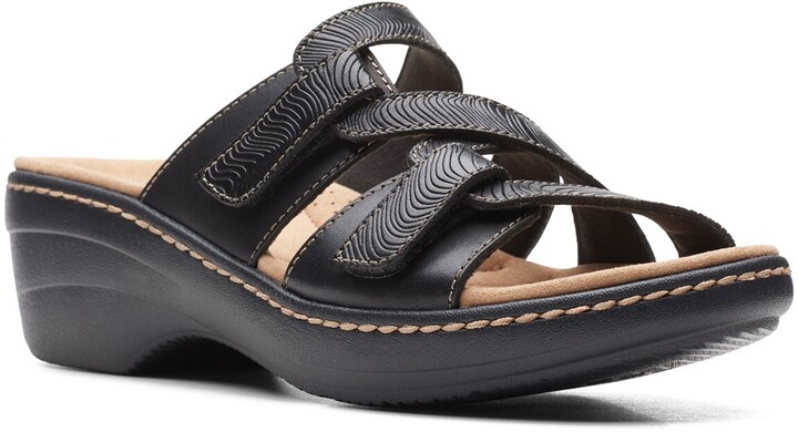 clarks bendable sandals