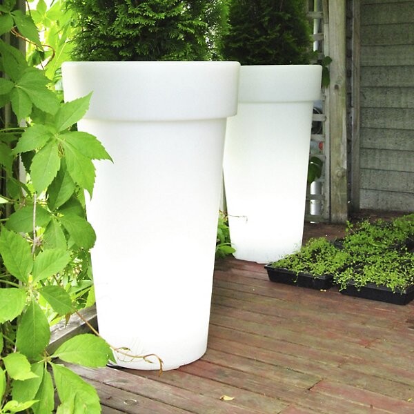 Artkalia Aix Classica Outdoor LED Planter in White