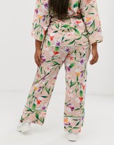 Thumbnail for your product : Liquorish Curve Liquorish Plus wide leg trousers in floral print with green piping co ord