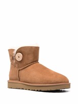 Thumbnail for your product : UGG Logo-Patch Suede Boots