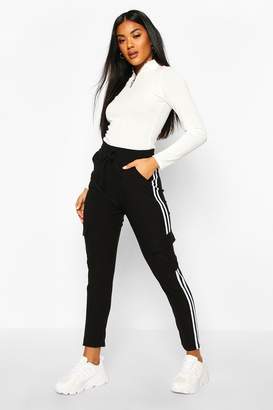 boohoo Cargo Pants With Pocket And Zip Feature