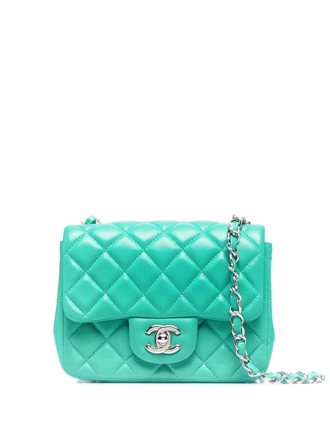 chanel green quilted bolsa