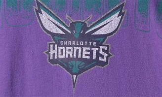 Junk Food Clothing Women's Purple Charlotte Hornets Gradient Crop Top