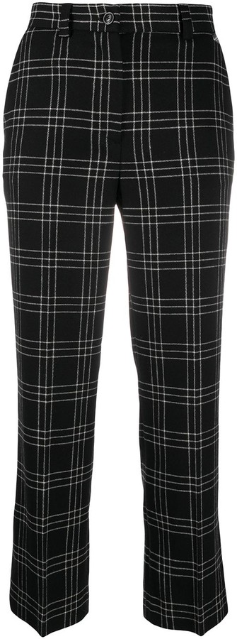 checkered cropped trousers