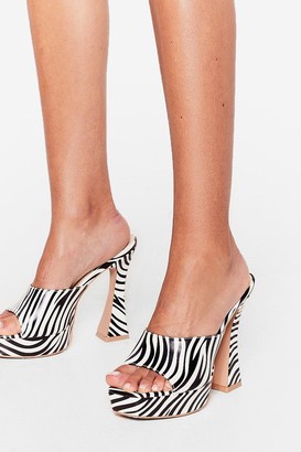Nasty Gal Womens Zebra Platform Block Heel Mules - White - 5