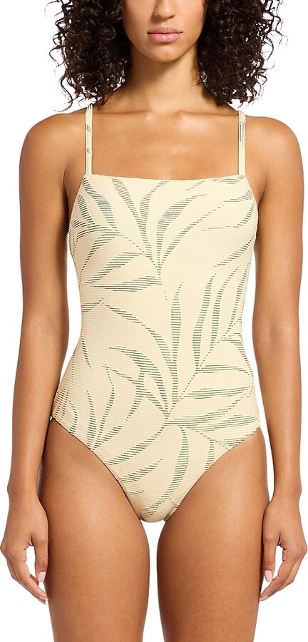 Jets Minimal Textured Swimsuit