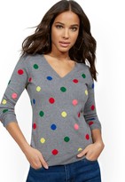 Thumbnail for your product : New York & Co. Essential V-Neck Sweater - Dot-Print |