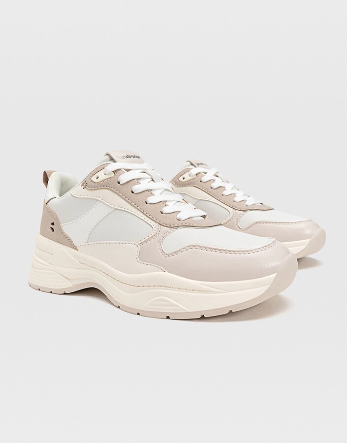 Stradivarius chunky retro sneakers in white and beige - ShopStyle