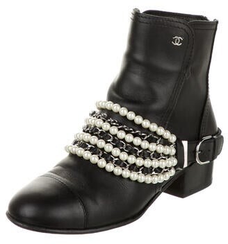 Chanel 2018 Pearl Chain Link CC Ankle Moto Boots Black