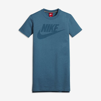 Nike Sportswear Modern