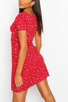 Thumbnail for your product : boohoo Ditsy Floral Flared Sleeve Skater Dress