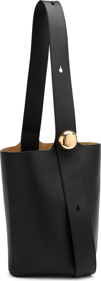 Loewe Pebble Medium Leather Bucket bag