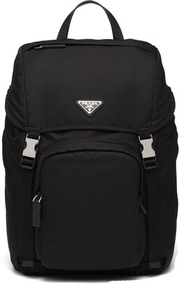 Prada logo-plaque Multi-Pocket Backpack - Black